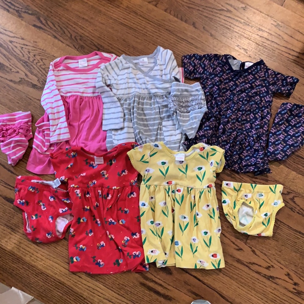 Hannah Andersson 5 Dress and Bloomer Sets